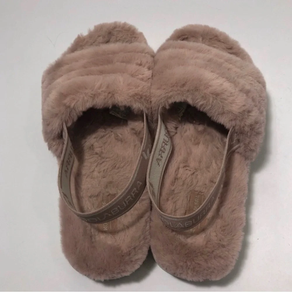 Koolaburra by Ugg Girls Fur Sling Back Slide Sandals. Size 4.